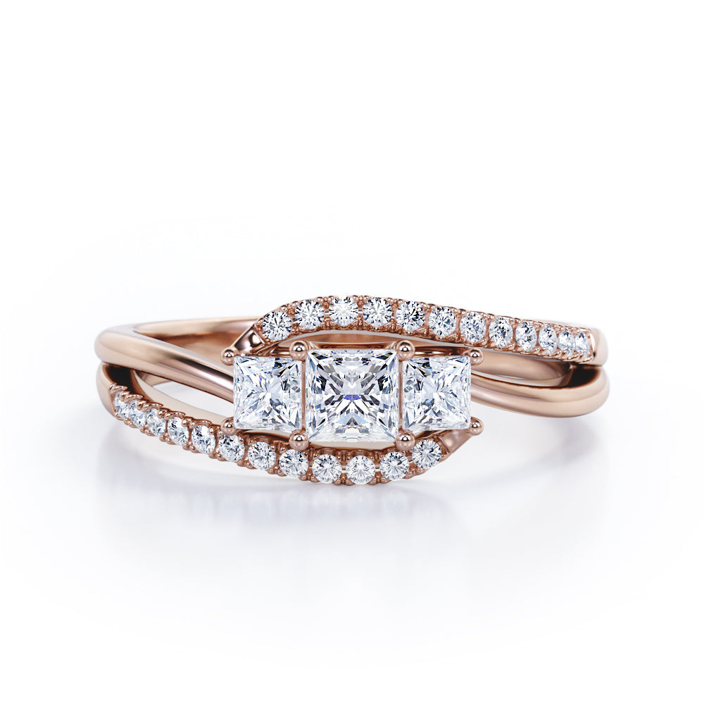 Shared Prongs 1 carat Princess Diamond and Diamond Split Shank Band Engagement Ring in Rose Gold