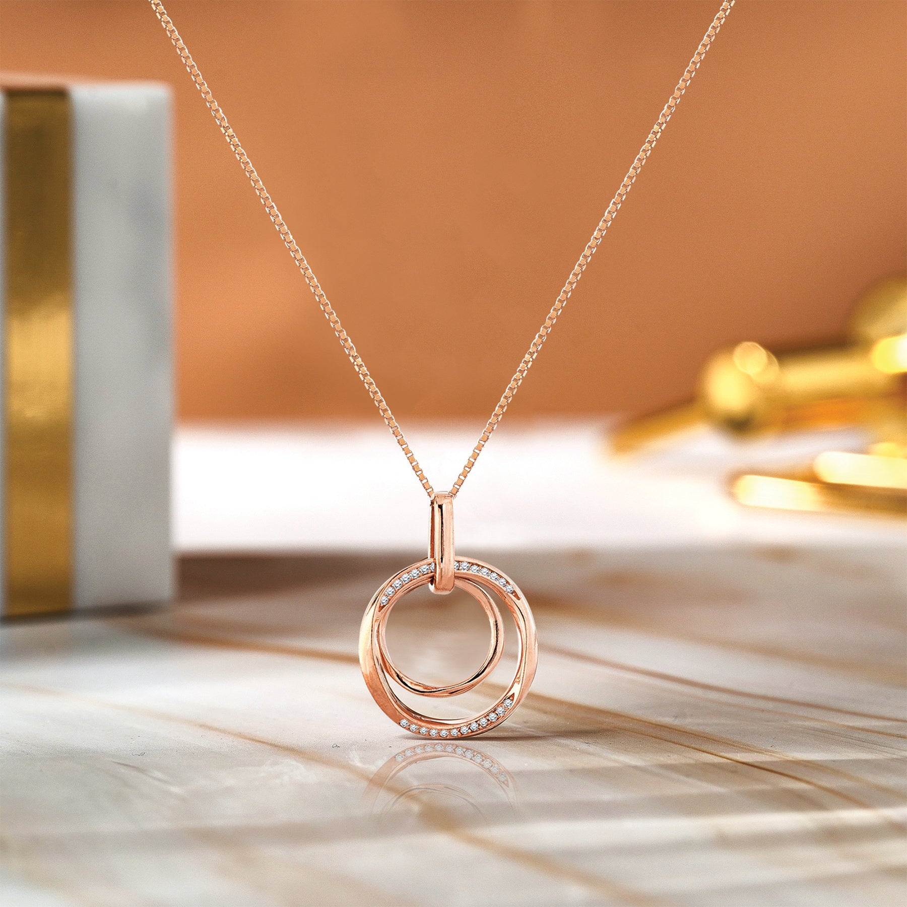 Minimalistic Double Circle Pendant Necklace in Silver for Everyday Wear - Gift for Women