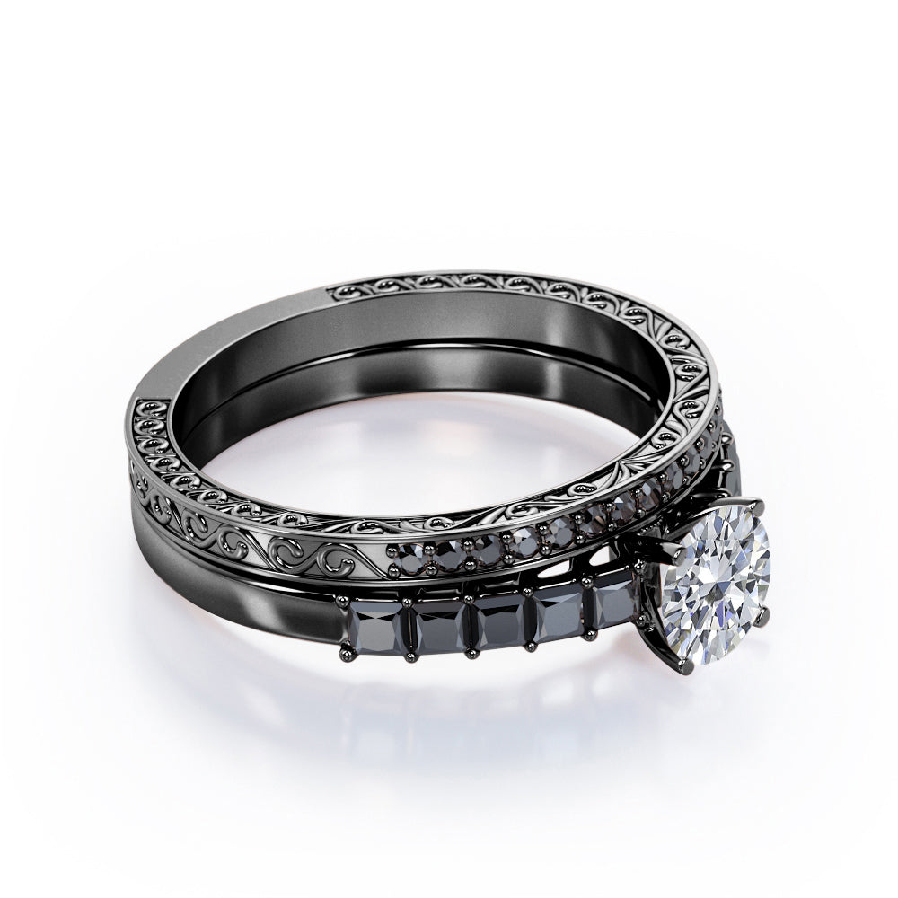 Art Deco Milgrain-Bezel 1.55 TCW Round Shaped Moissanite with Lab Created Black Diamond Shared-Prong Wedding Ring Set in Yellow Gold