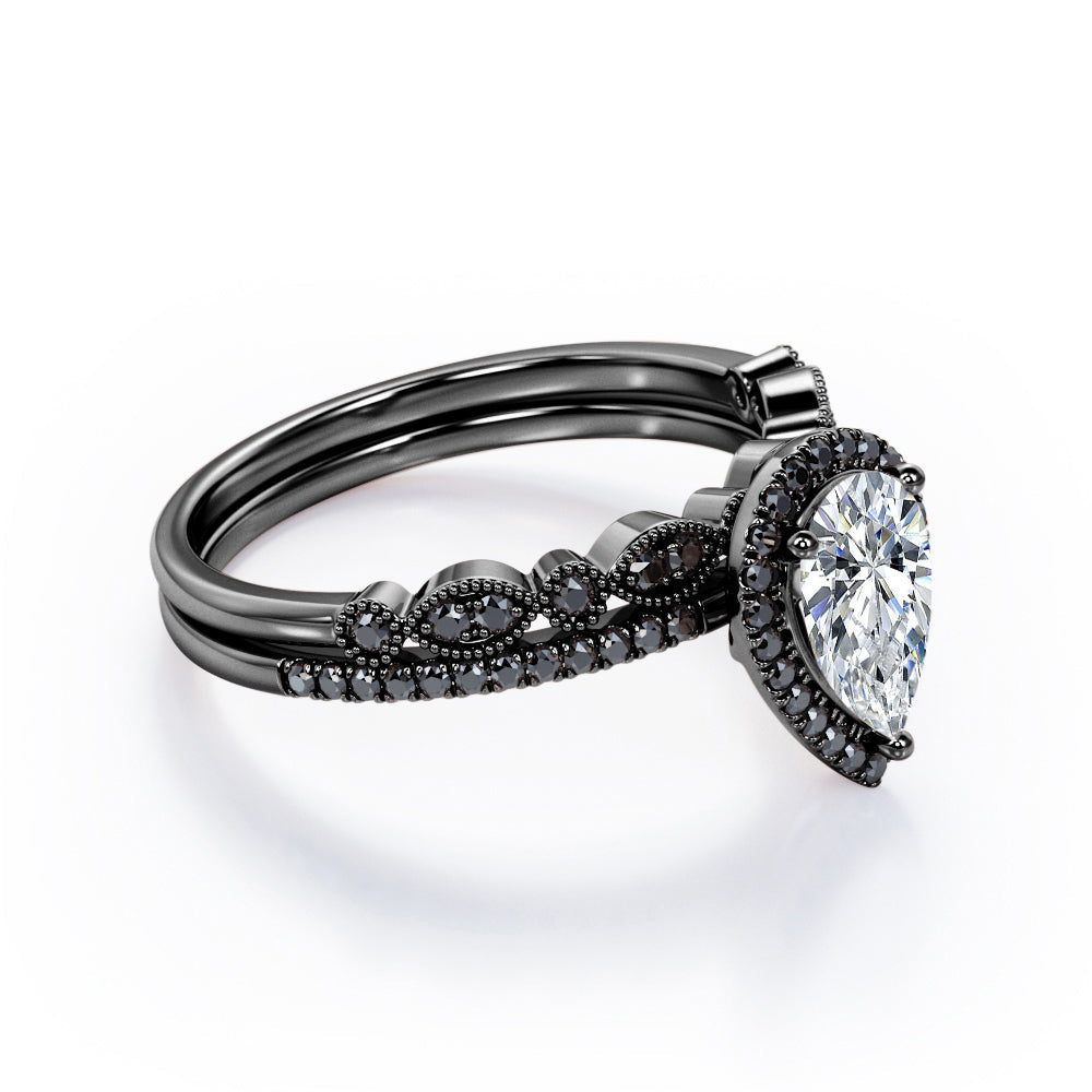 Art-Deco Milgrain Filigree 1.65 TCW Teardrop Moissanite with Lab Created Black Diamond Pave Wedding Ring Set in Yellow Gold