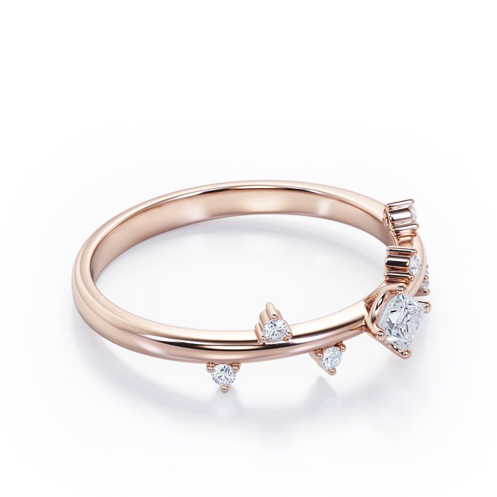 7-Stone Design 0.25 TCW Rhombus Princess and Round Cut Moissanite Prong Stackable Ring in Rose Gold