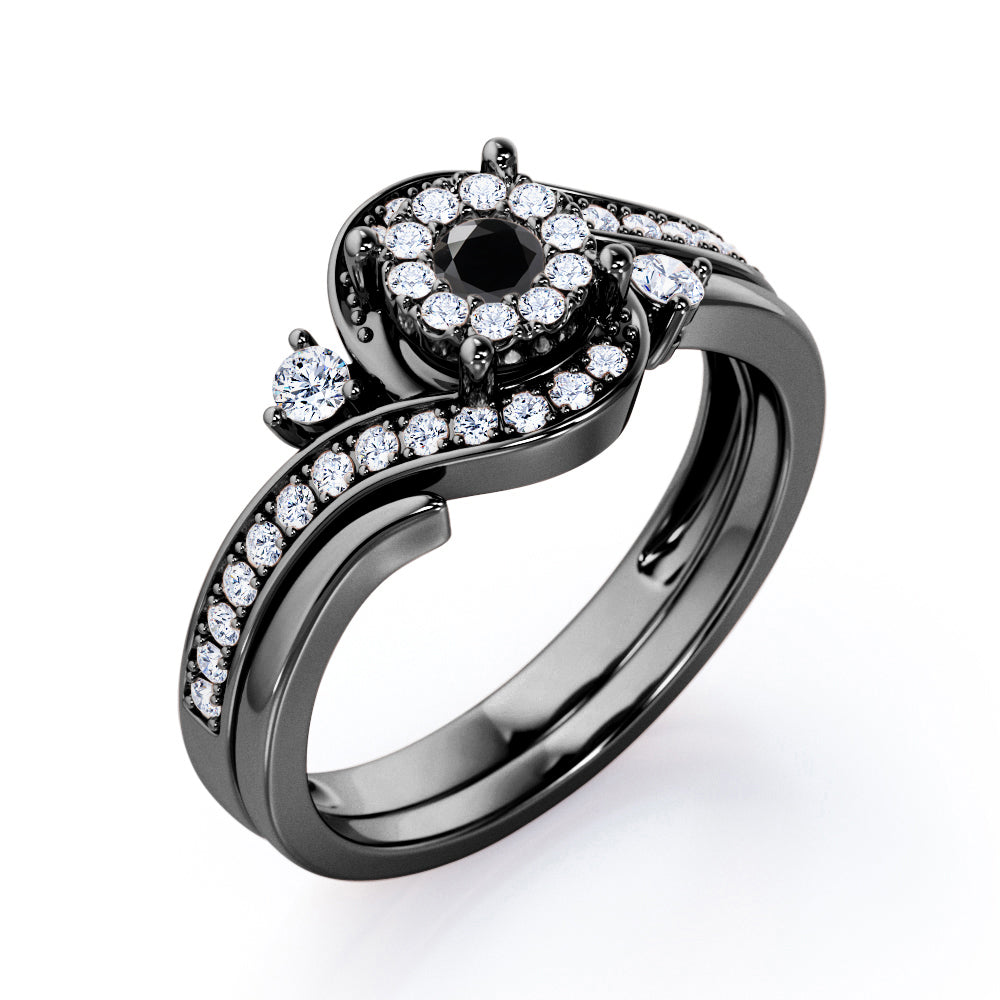 Pave-Prong Design 0.55 TCW Round Shape Black Diamond Bridal Ring Set in Black Gold