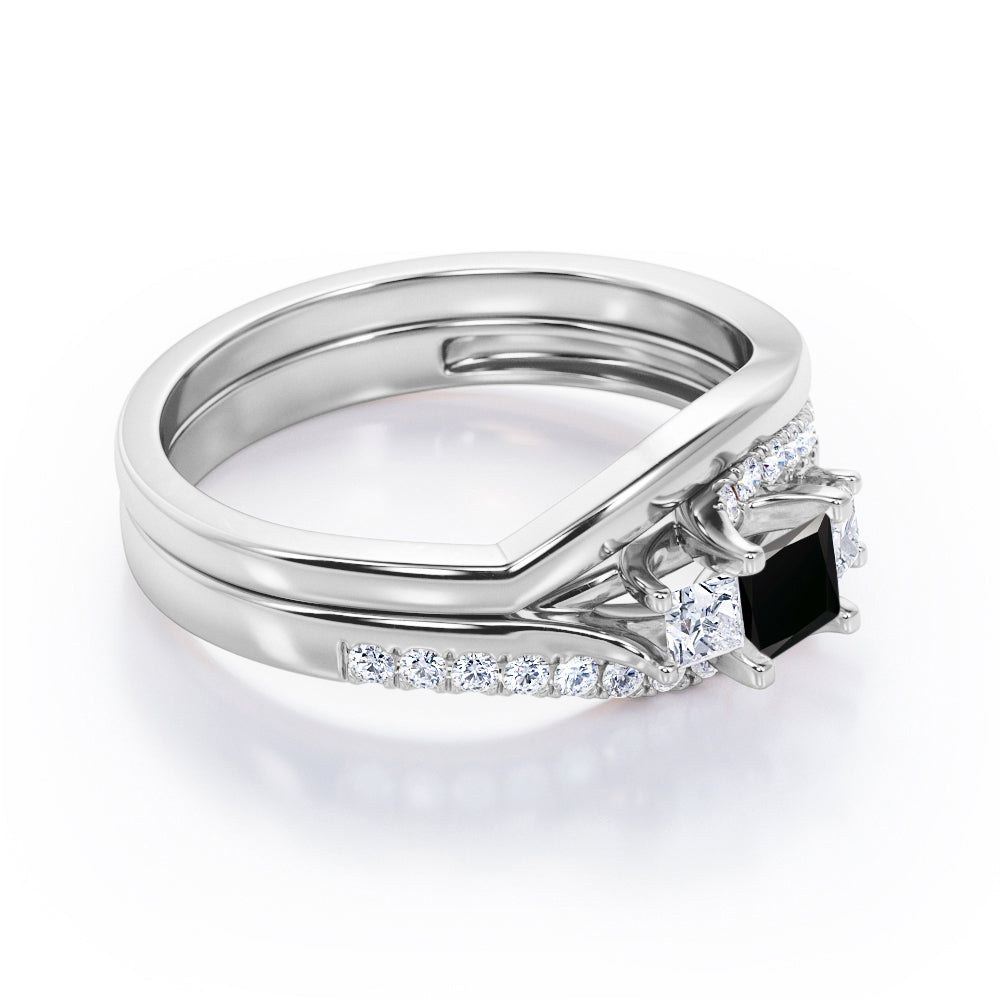 3 Stone Shared Prong - 1 TCW Princess Cut Black Diamond - Pave Curved Shank Wedding Set -Rose Gold