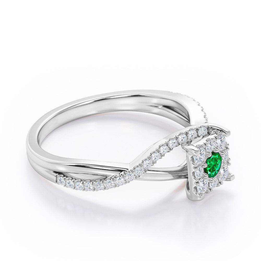 Semi Twisted Infinity 0.9 Carat Round Shape Emerald and diamond Square Floral Cluster in White Gold