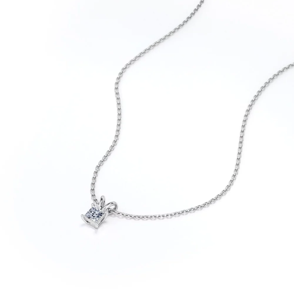 Beautiful 0.25 Carat Princess Cut Diamond Pendant Necklace In 18K White Gold Plating Over Silver